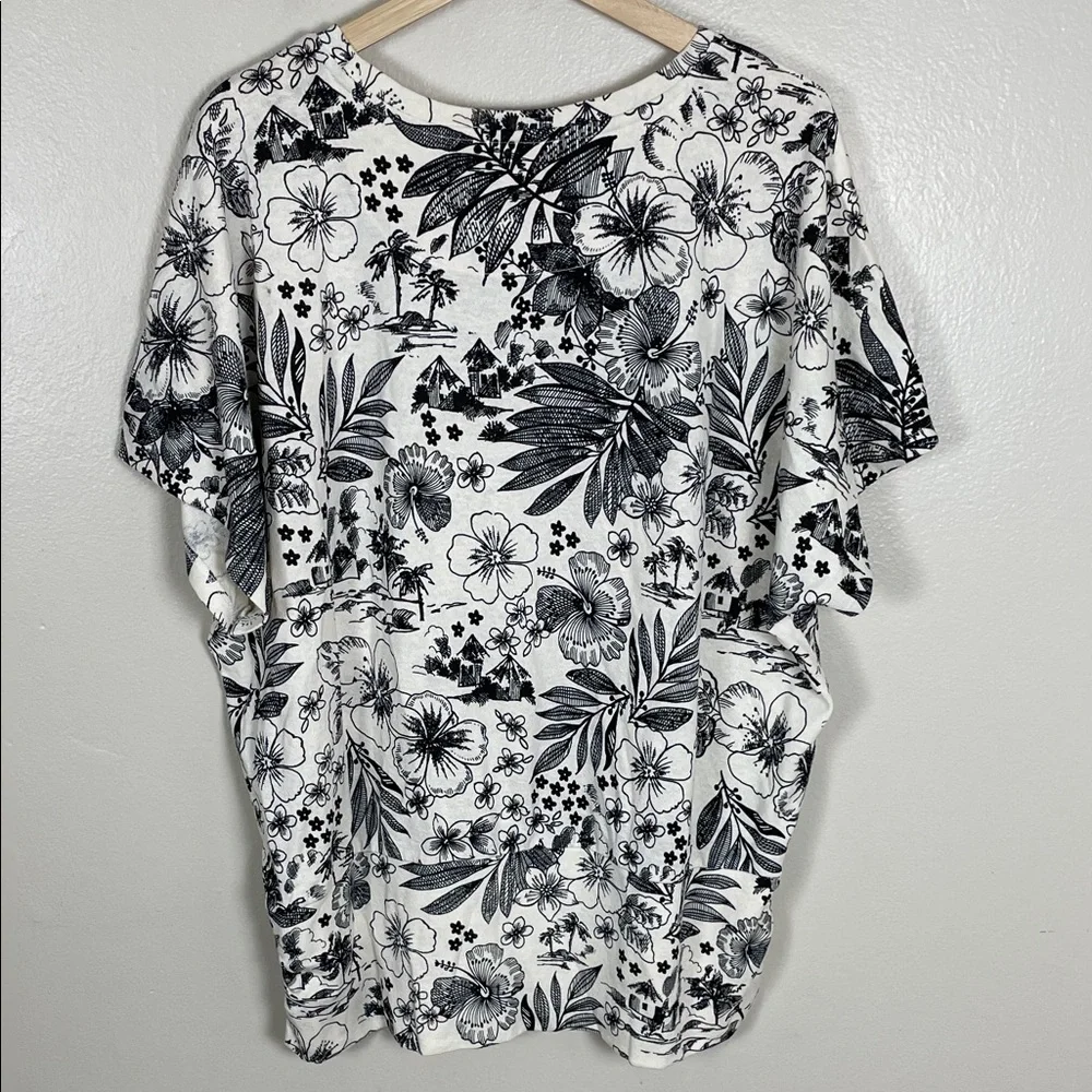 NWT CJ Banks 1X Floral Short Sleeve Top - Picture 5 of 7